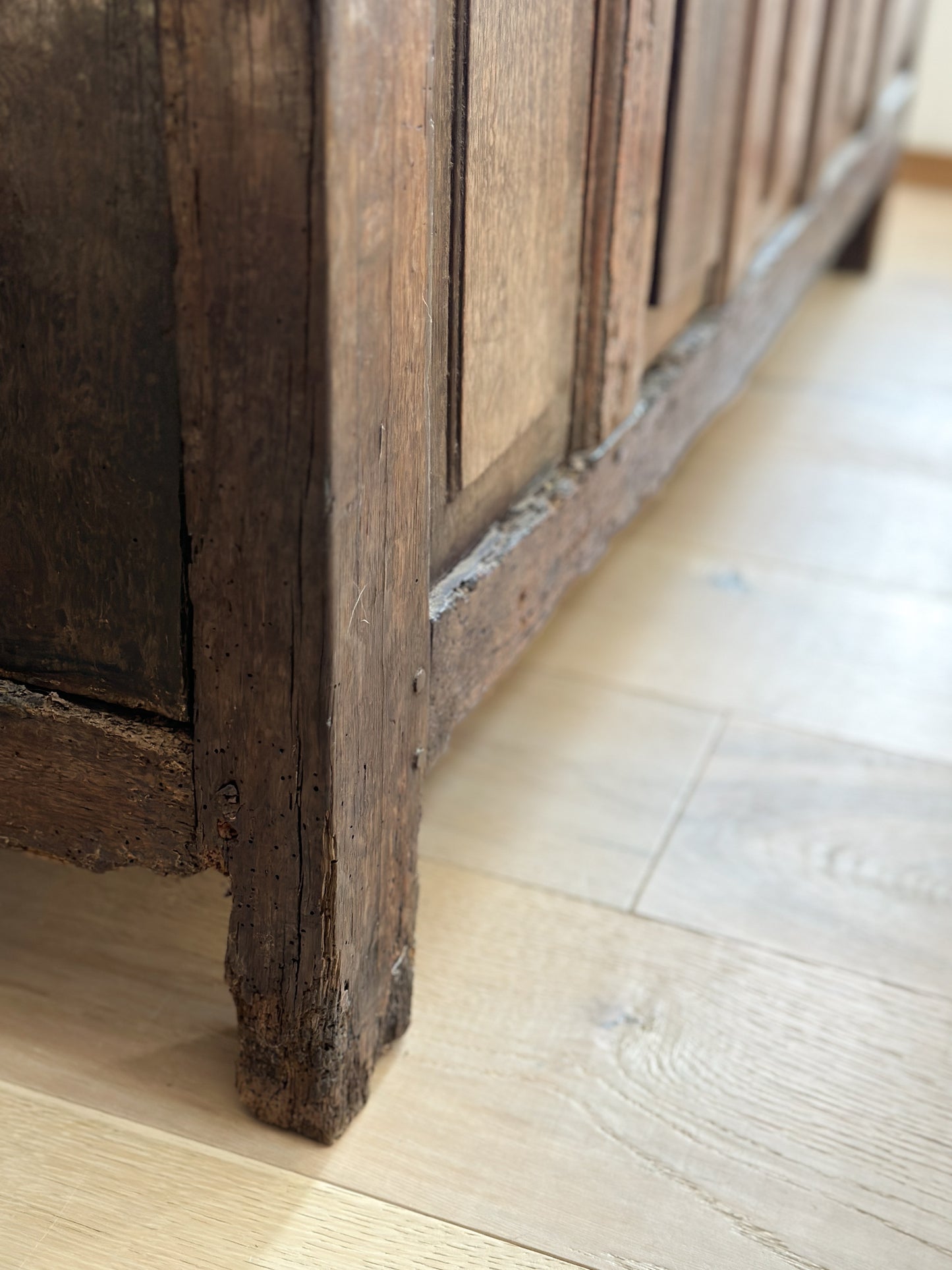 Large Antique English Trunk (1780)