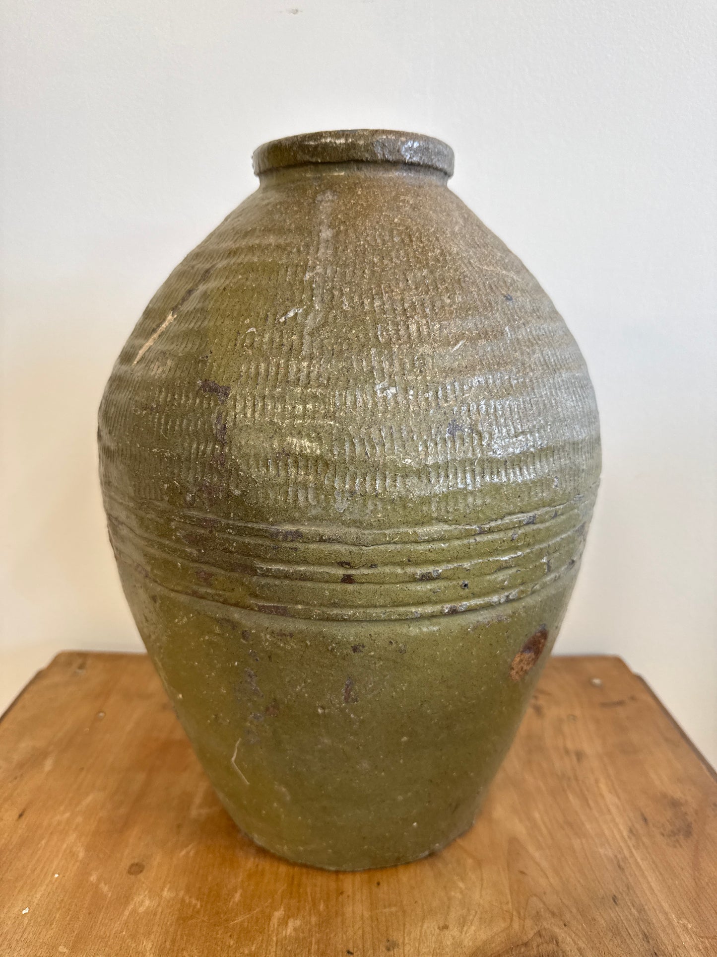 Large Vintage Mijiu Jars