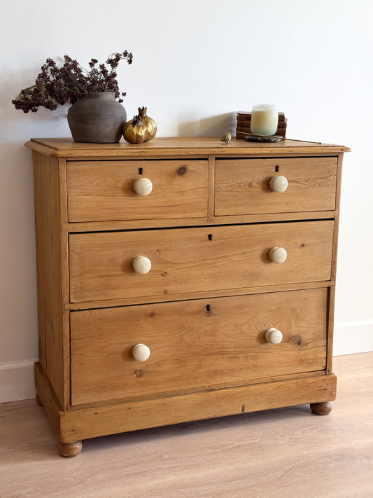 Antique English Pine Dresser with Porcelain Knobs, Two over Two Drawer