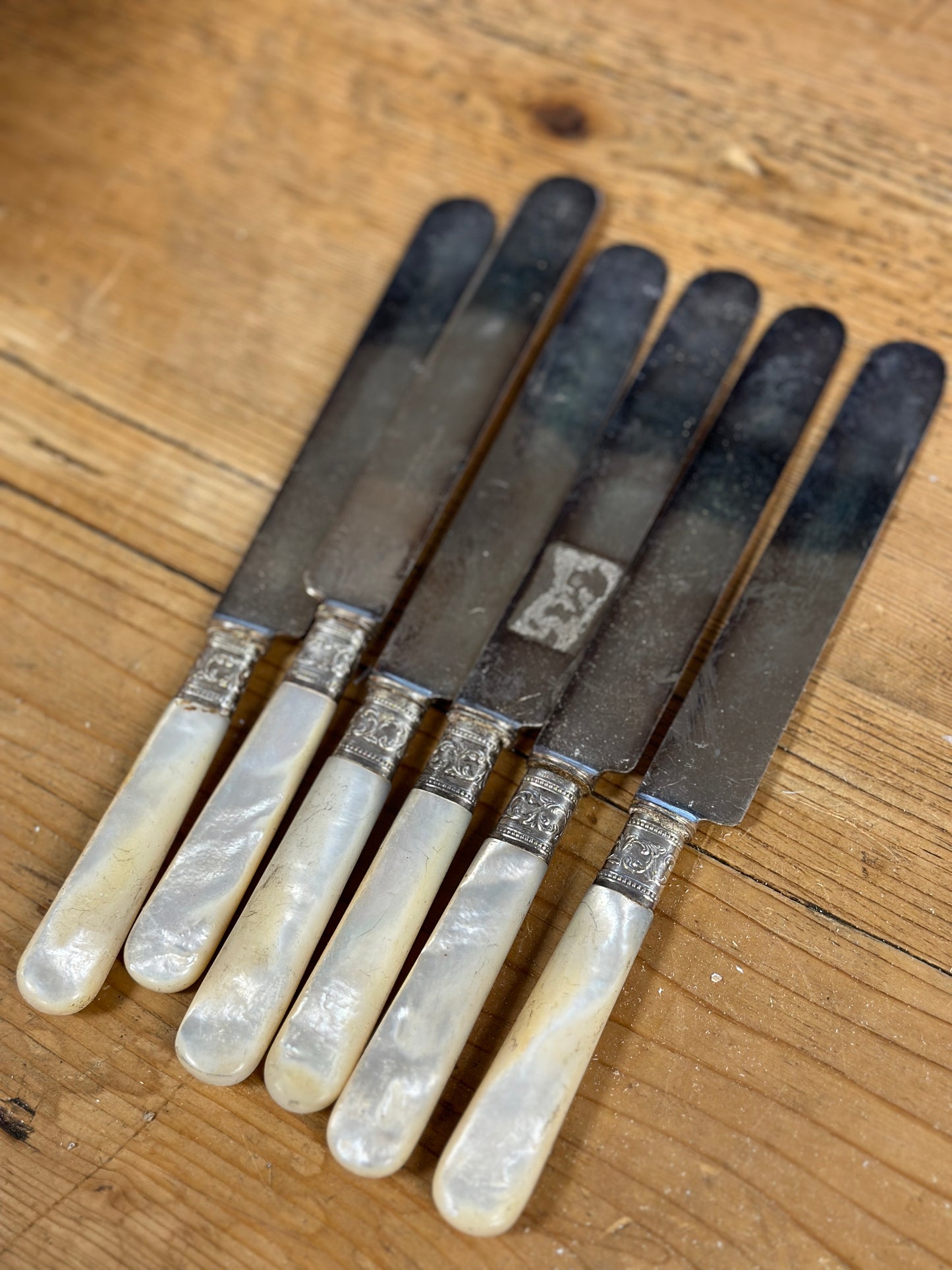 Sterling Silver & Mother of Pearl Butter Knife Set (6 knifes)